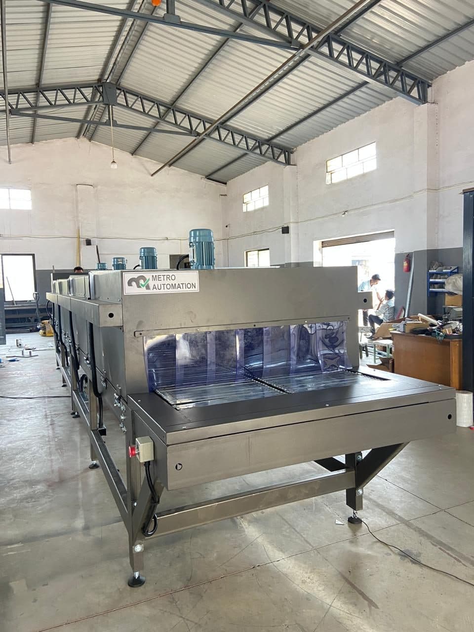 Conveyorised drying oven in stainless steel